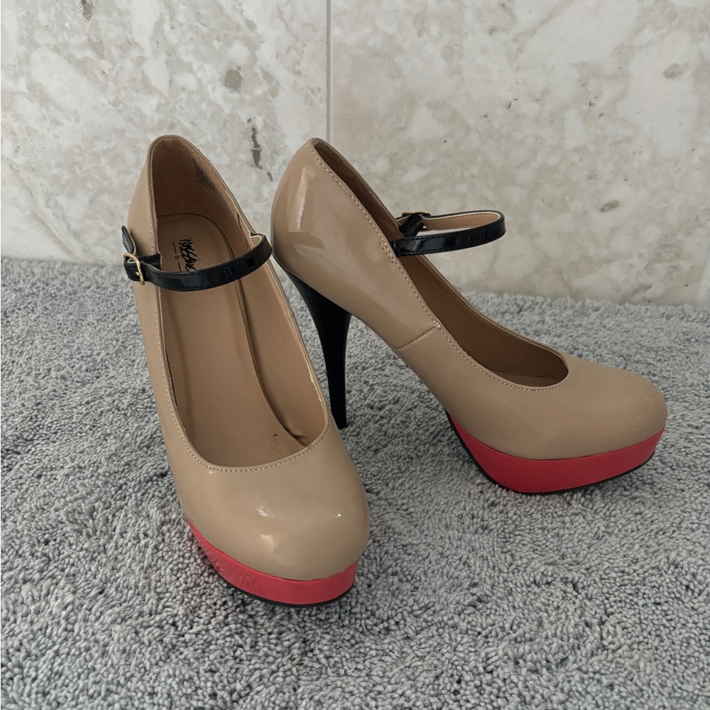 Color Block Heels - Picture 4 of 8